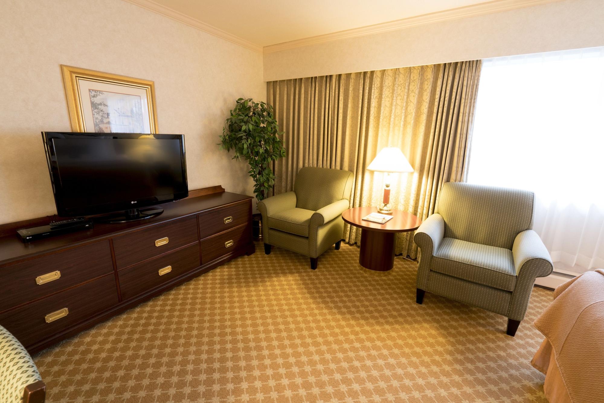 Royal Scot Hotel & Suites Вікторія Екстер'єр фото