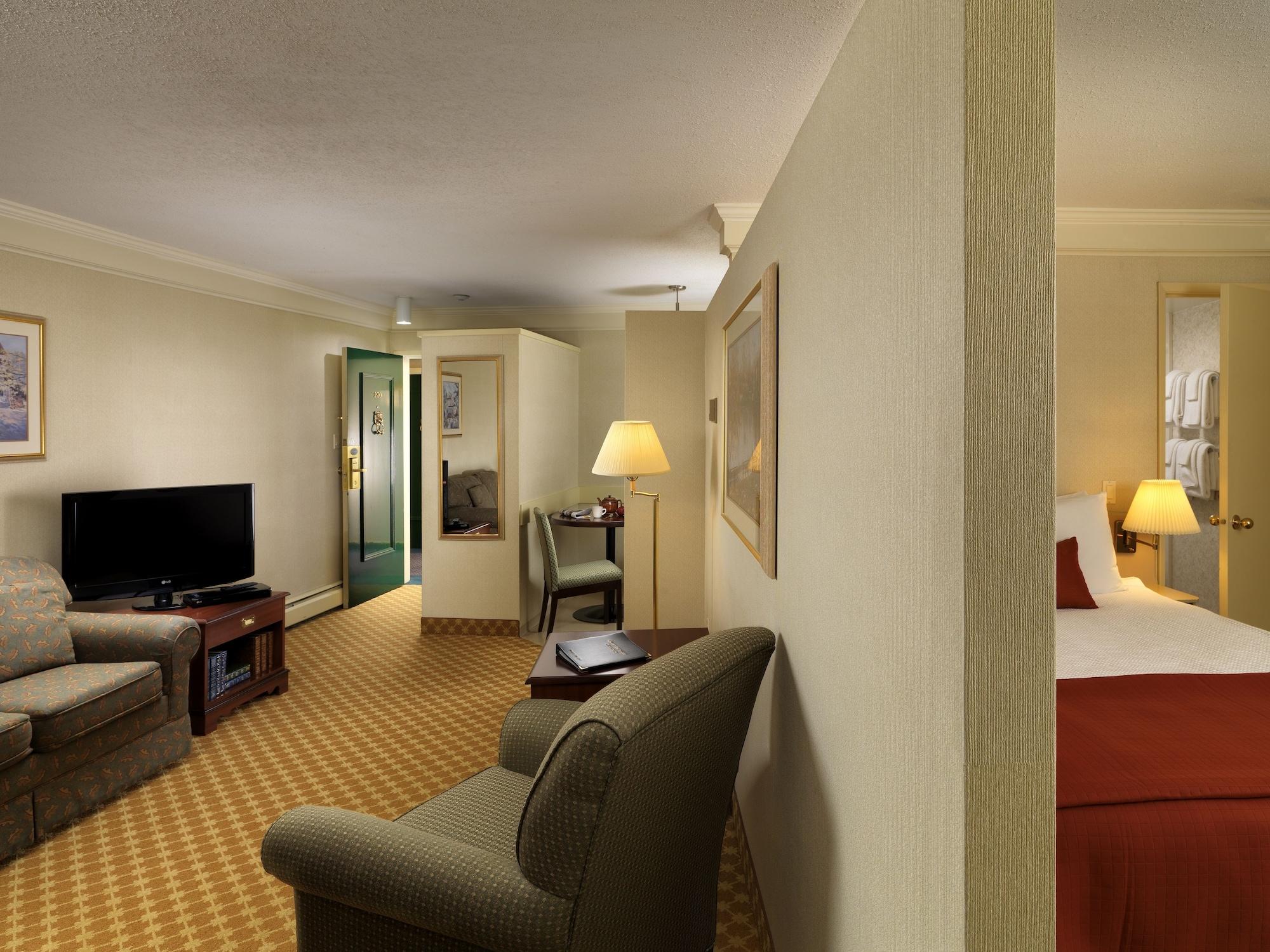 Royal Scot Hotel & Suites Вікторія Екстер'єр фото