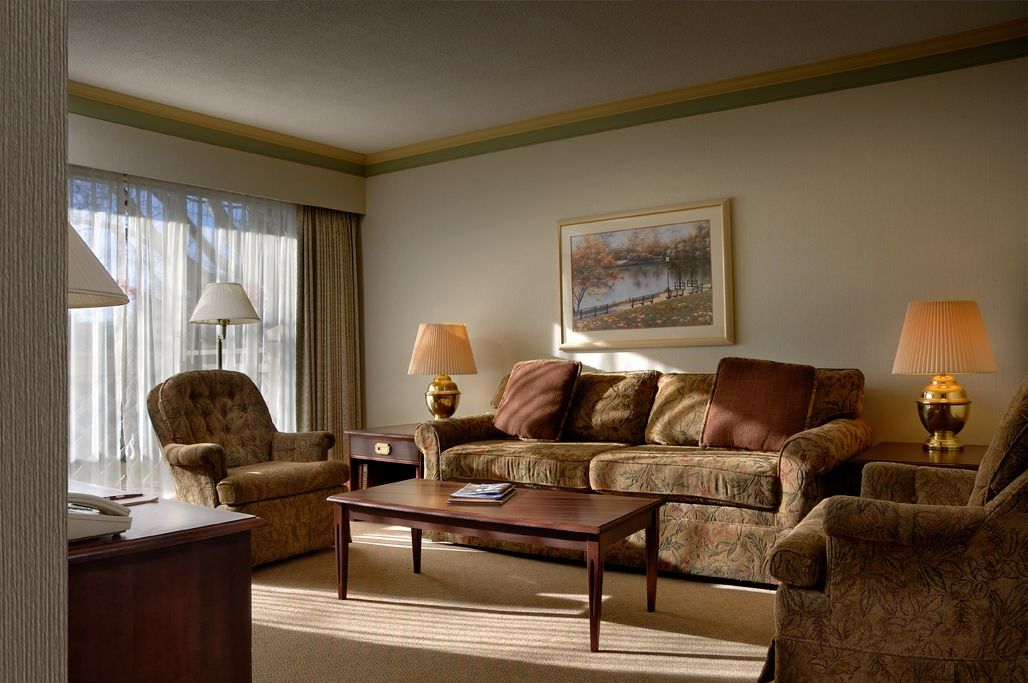 Royal Scot Hotel & Suites Вікторія Номер фото